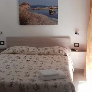 Bed and breakfast Domo Silvia, La Maddalena (Sassari)